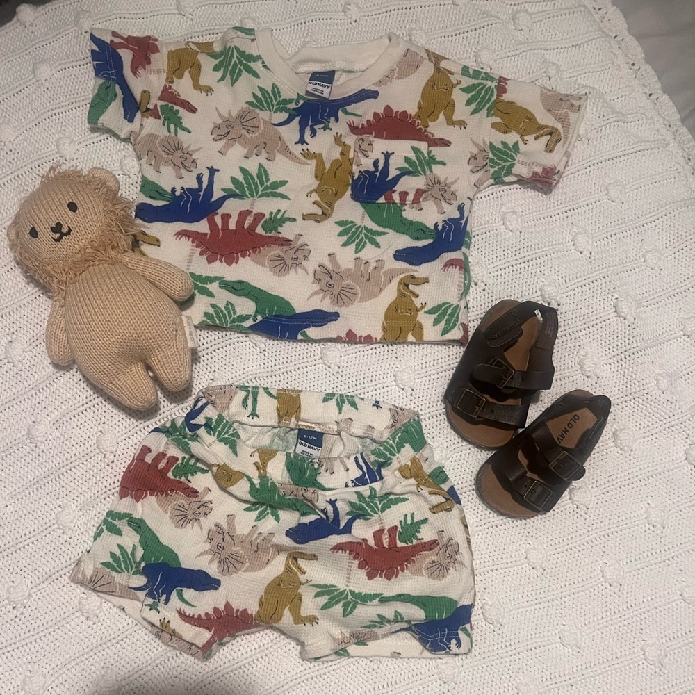 Old Navy | Baby two piece set | Dinosaur